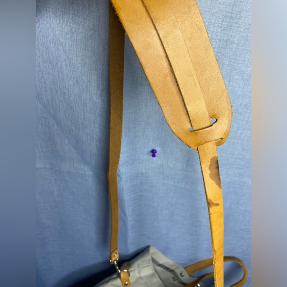 Queen bee creations handbag - Picture 9 of 9